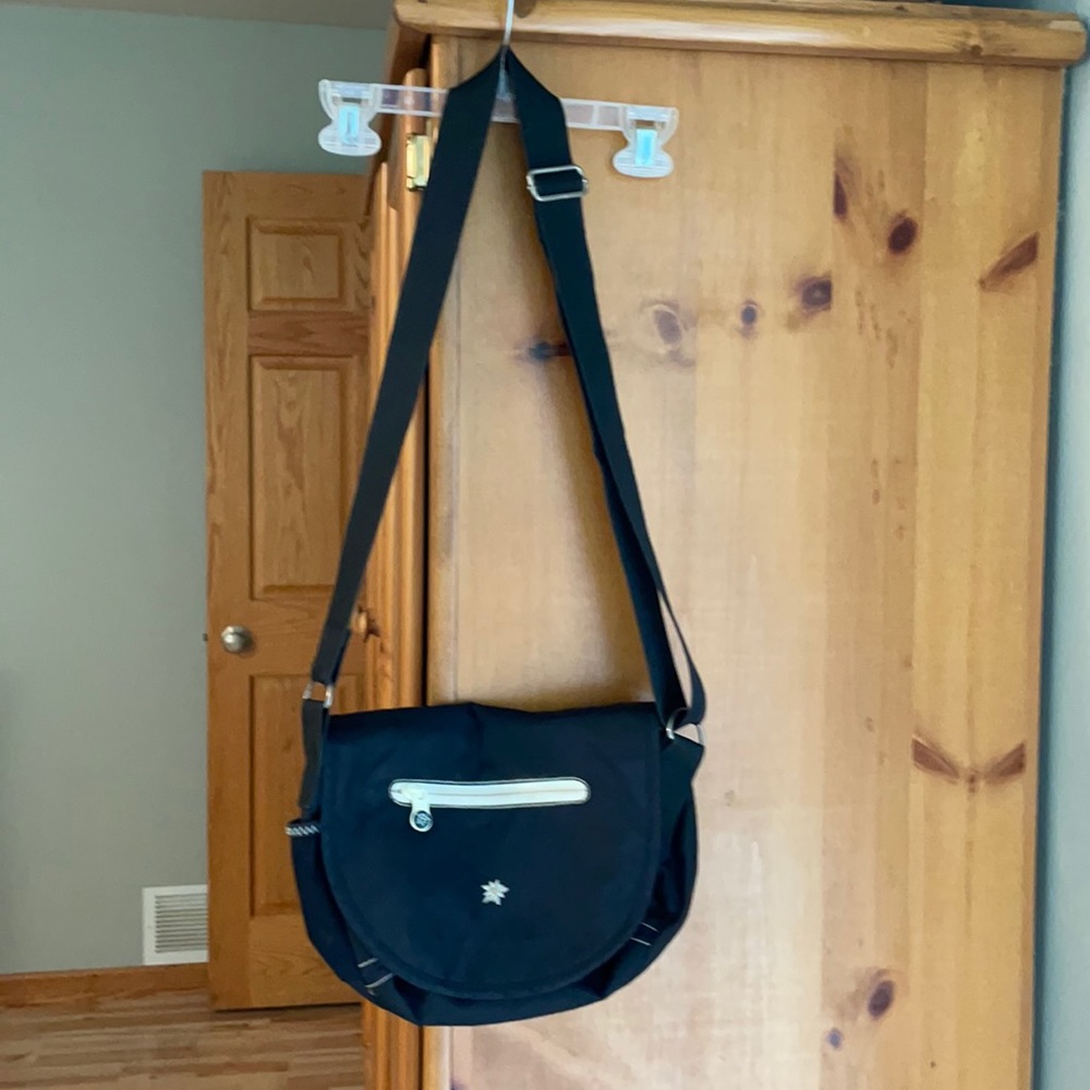 Crossbody purse